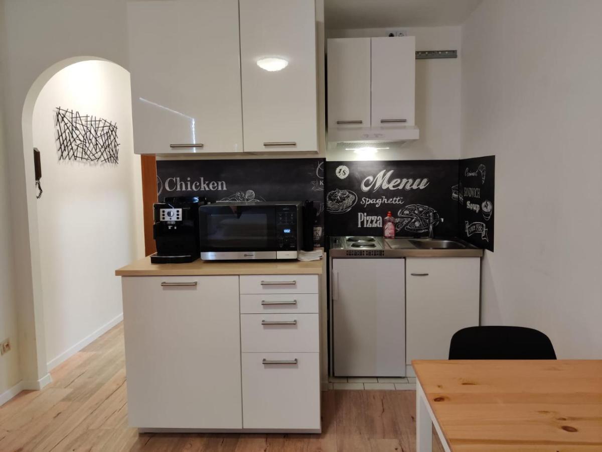 Schicke Wohnung In Stadtnaehe เวิร์ซบวร์ก ภายนอก รูปภาพ